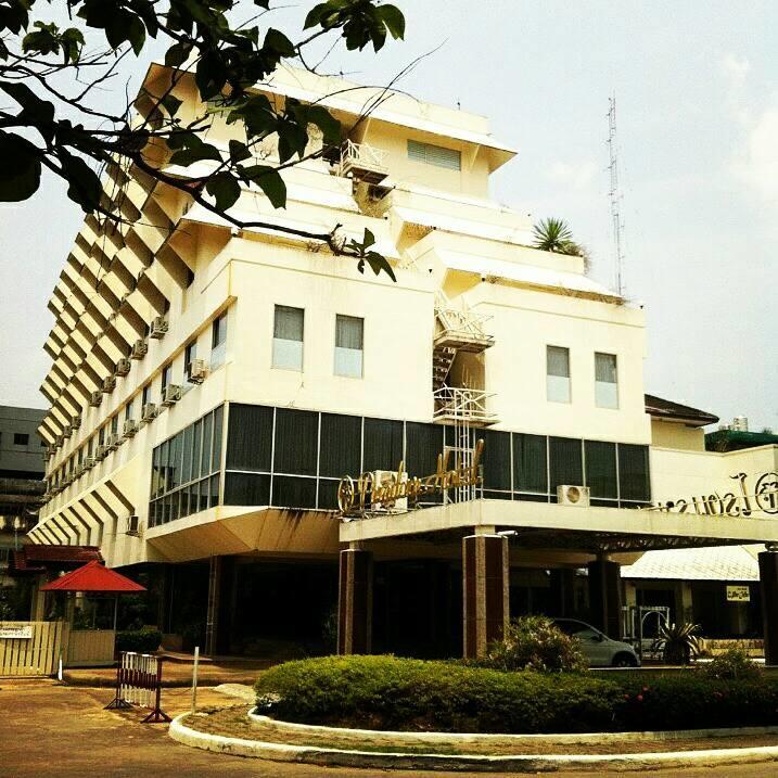 Paradorn Inn Chumphon Ngoại thất bức ảnh