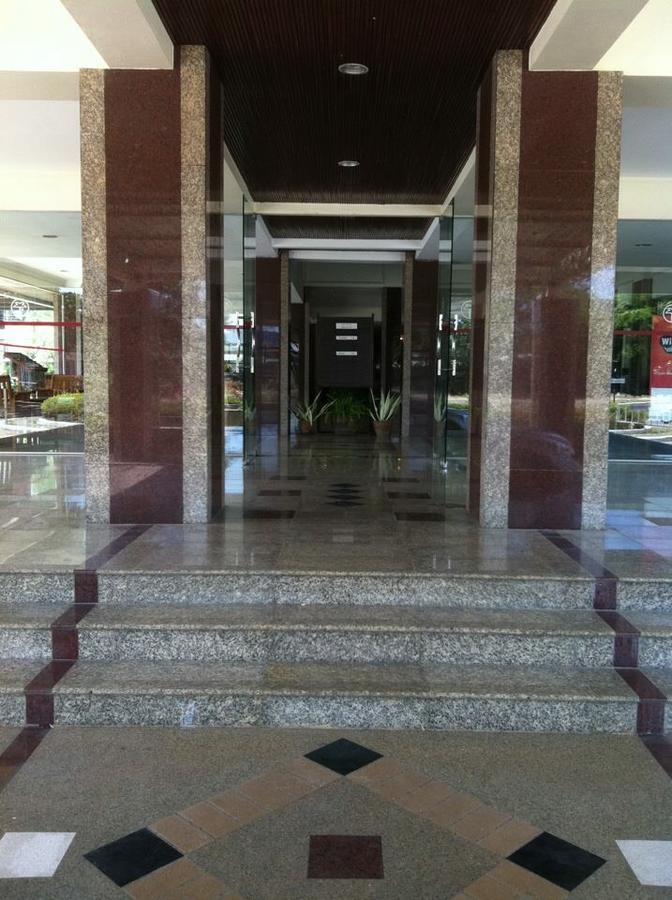 Paradorn Inn Chumphon Ngoại thất bức ảnh