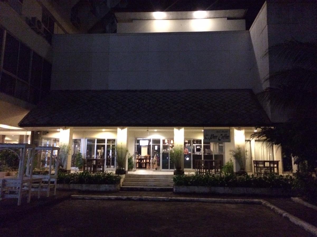 Paradorn Inn Chumphon Ngoại thất bức ảnh