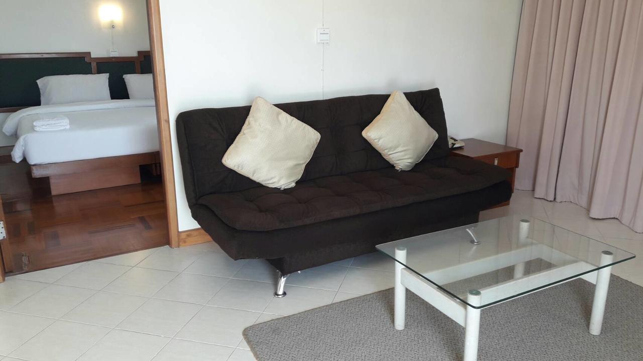 Paradorn Inn Chumphon Ngoại thất bức ảnh